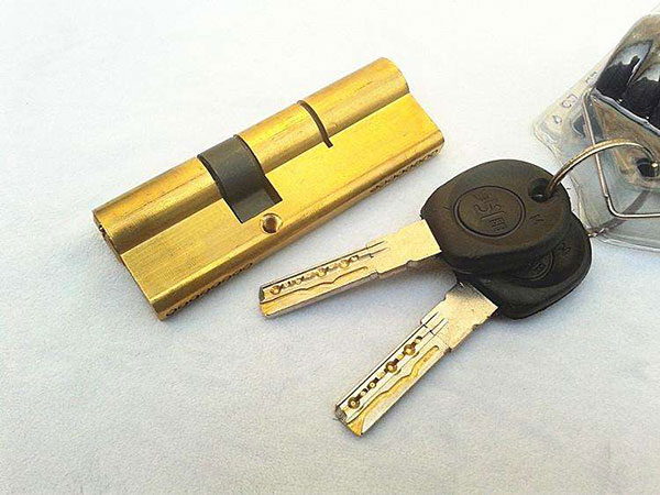 長沙縣開指紋鎖(修鎖換鎖芯)